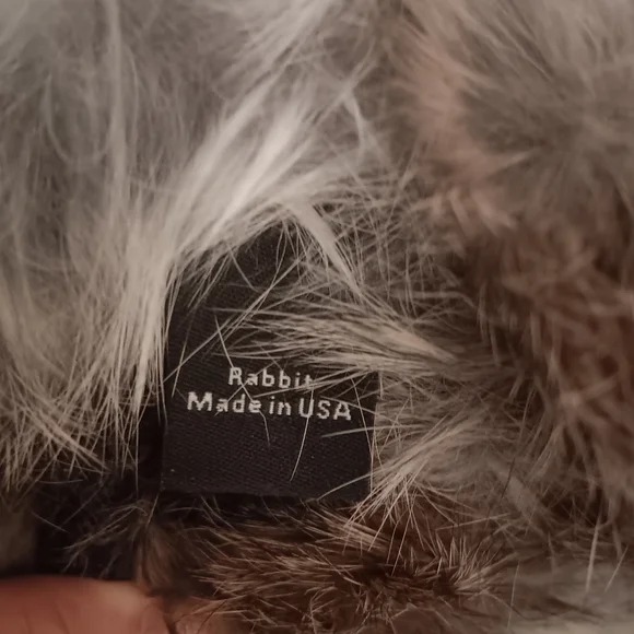 Elegant Rabbit Fur Earmuffs - Black and Gray - Picture 13 of 15